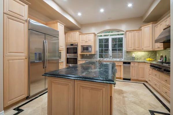 $2,895,000 | 134 Voyage Mall, Marina del Rey, CA 90292