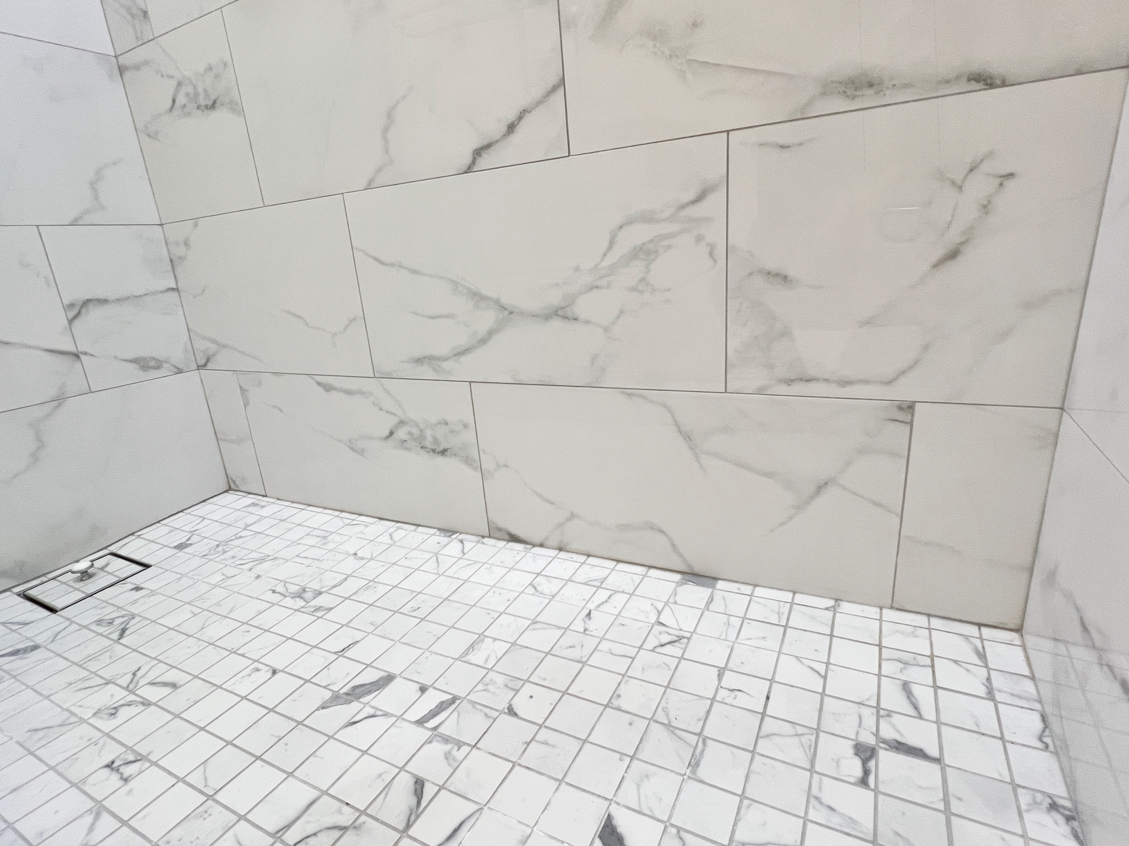 490 M Street Southwest, Unit W304 Washington, DC 20024 - Photo 25 of 36 a bathroom with a bathtub