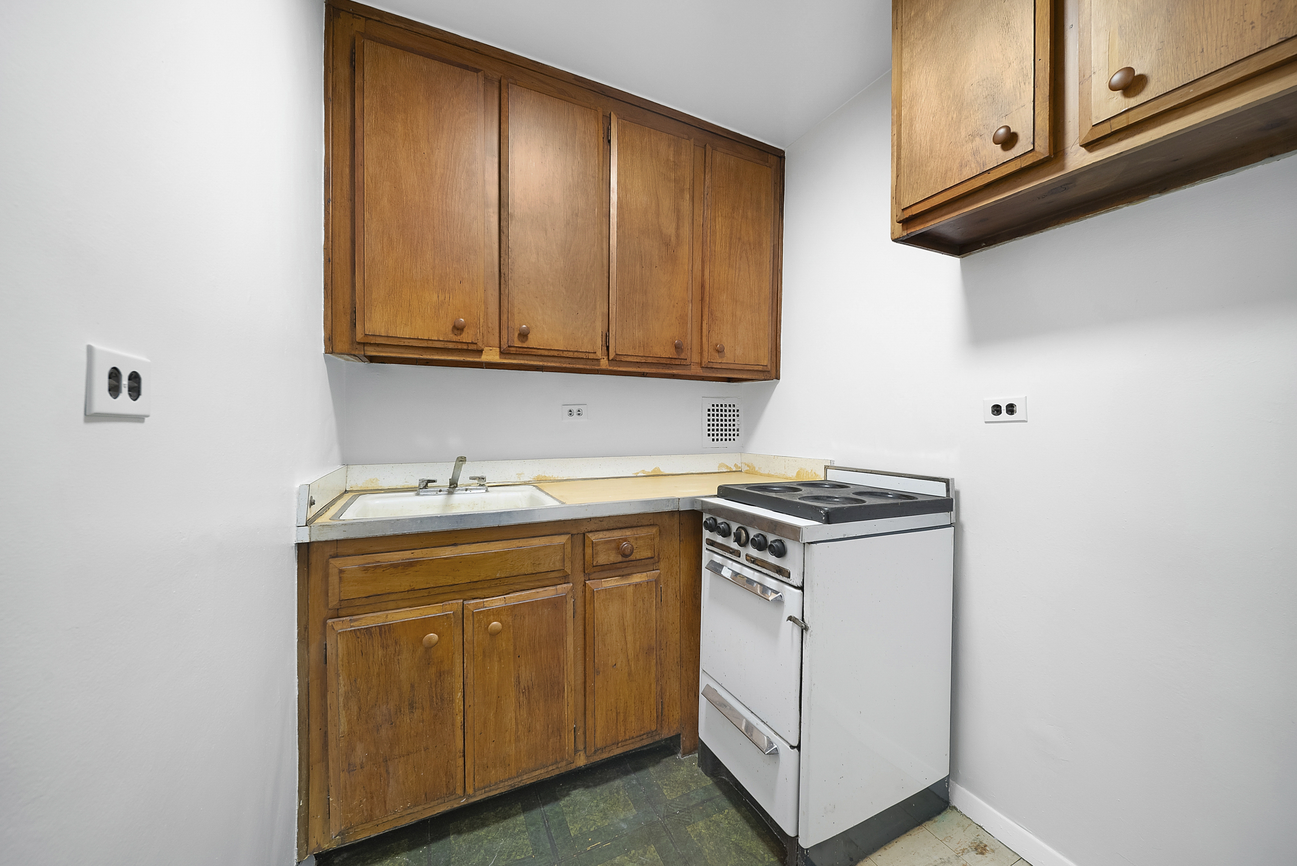 200 East 27th Street, Unit 1G Manhattan, NY 10016 - Photo 5 of 14