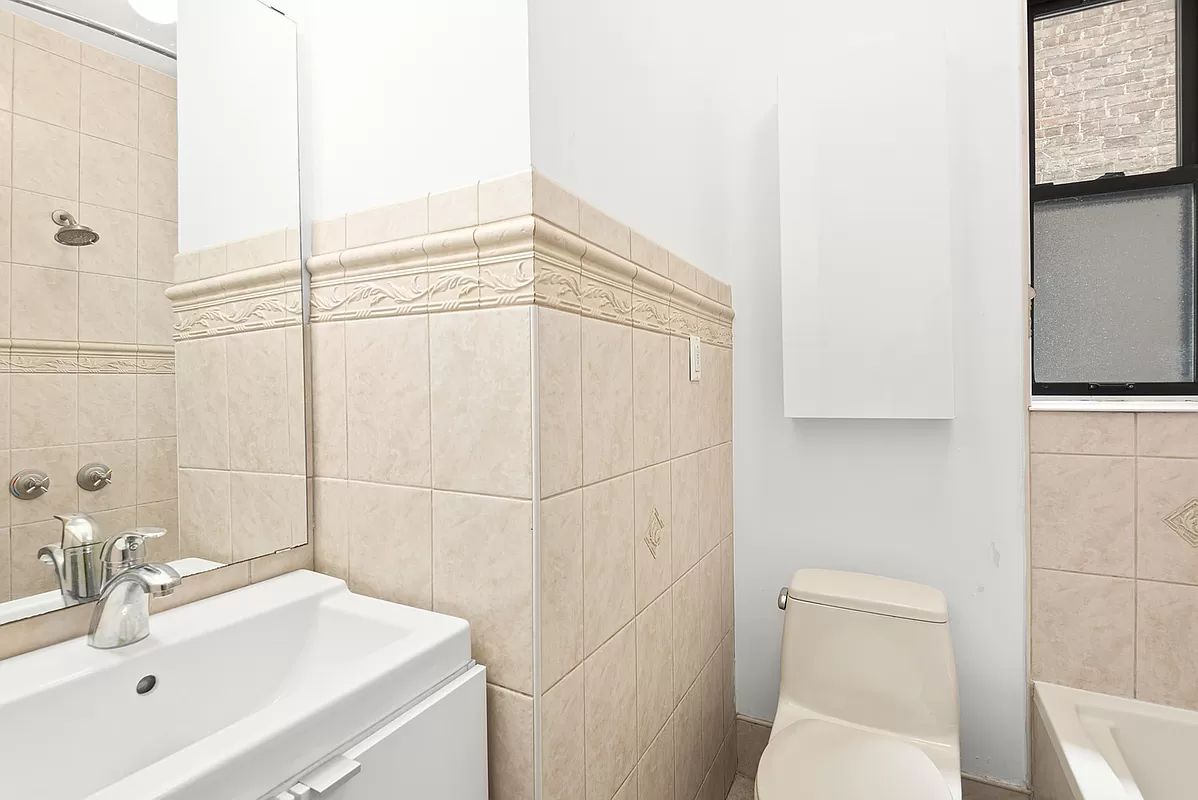226 St James Place, Unit 3L Brooklyn, NY 11238 - Photo 8 of 12 Gallery Image 8