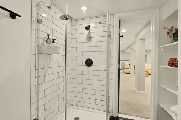 $885,000 | 618 Farragut Street Northwest, Washington, DC 20011