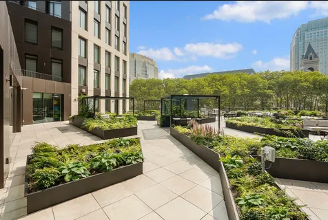 $3,975,000 | 1 Clinton Street, Unit 12A | Brooklyn Heights