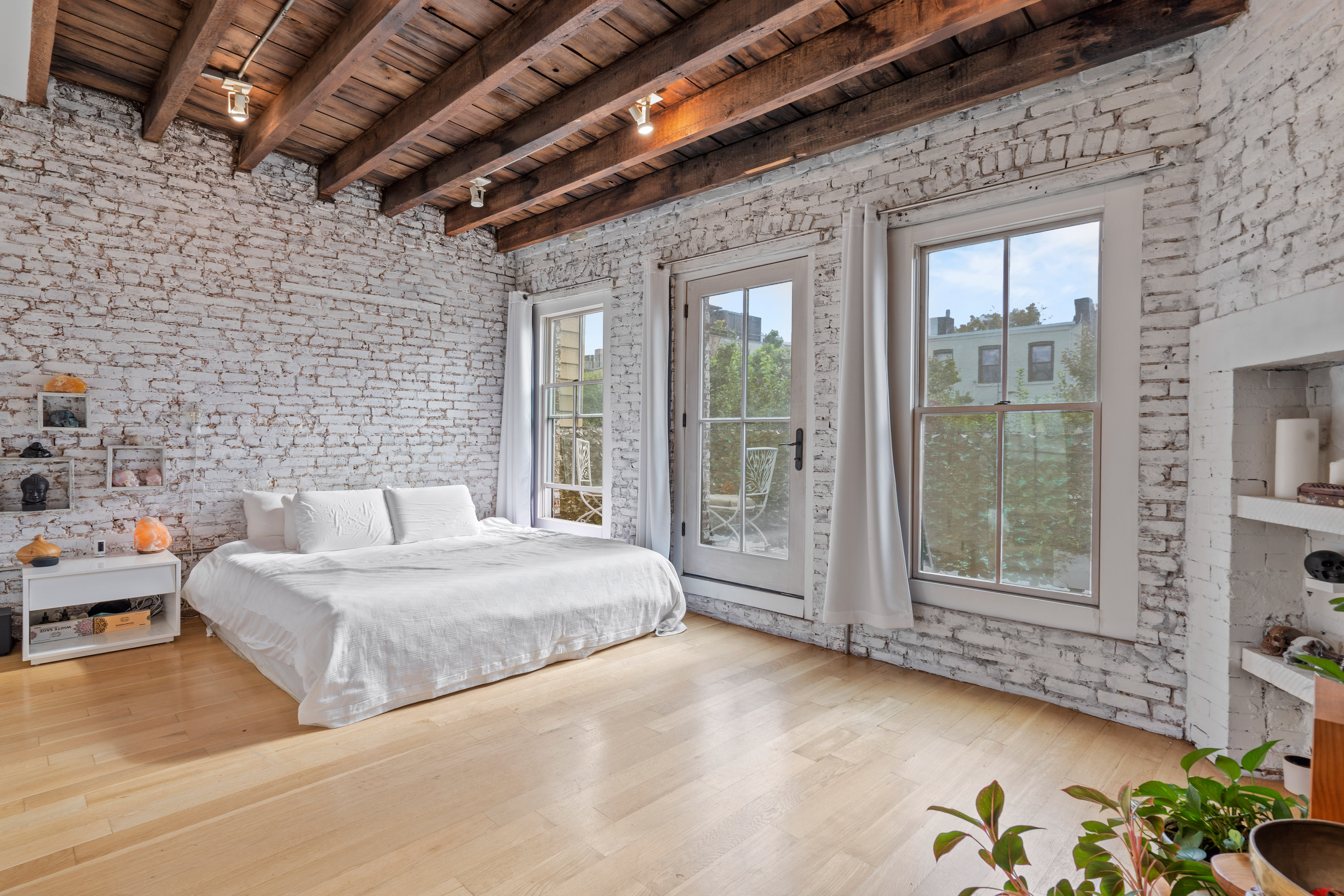 364 Douglass Street Brooklyn, NY 11217 - Photo 8 of 27