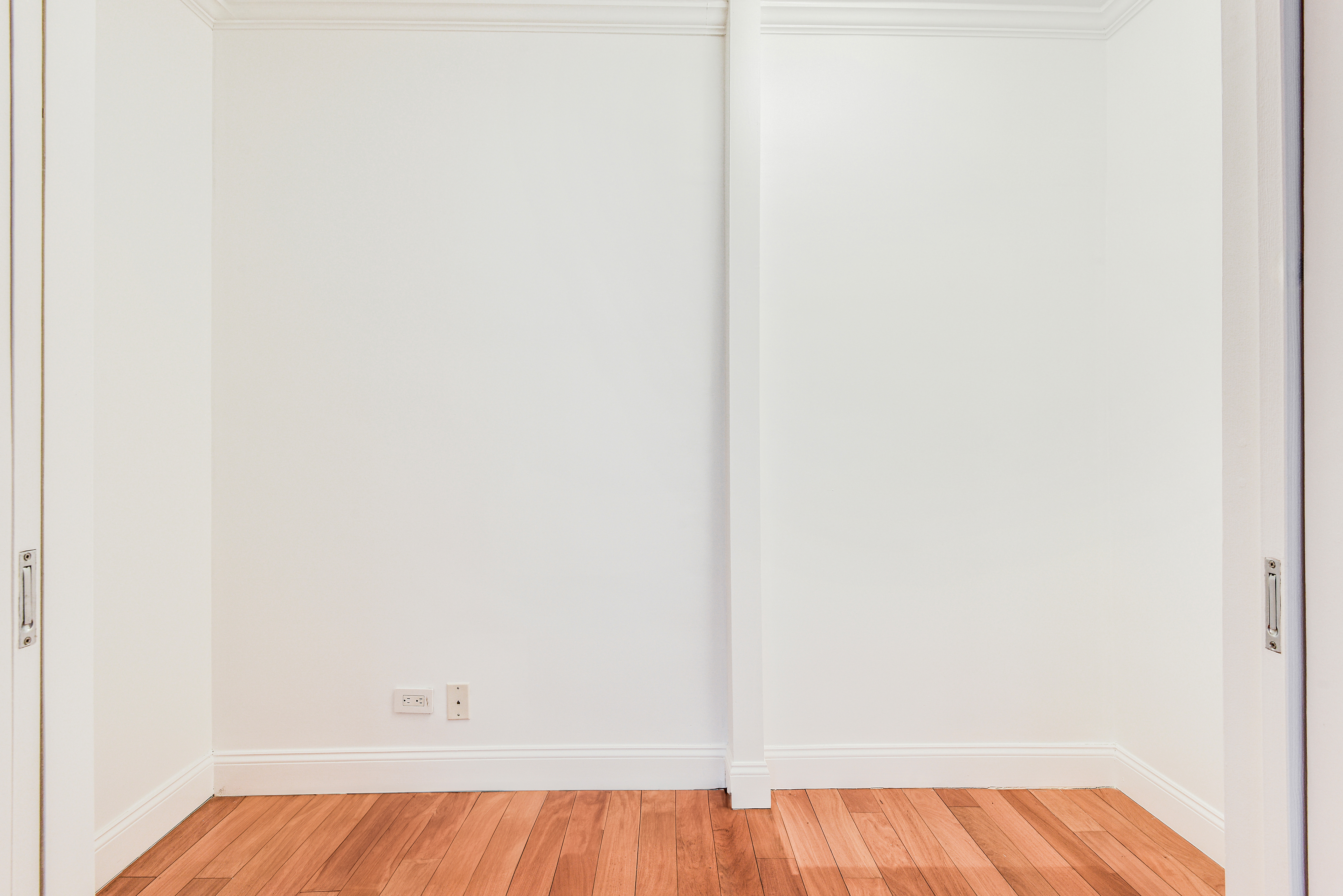 200 Central Park South, Unit 5M Manhattan, NY 10019 - Photo 14 of 15 a view of a room