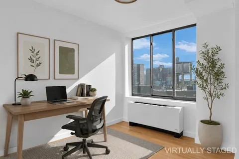 $975,000 | 353 East 104th Street, Unit PH2 | East Harlem