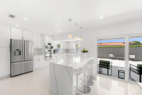 $890,000 | 9724 Southwest 4th Terrace, Miami, FL 33174