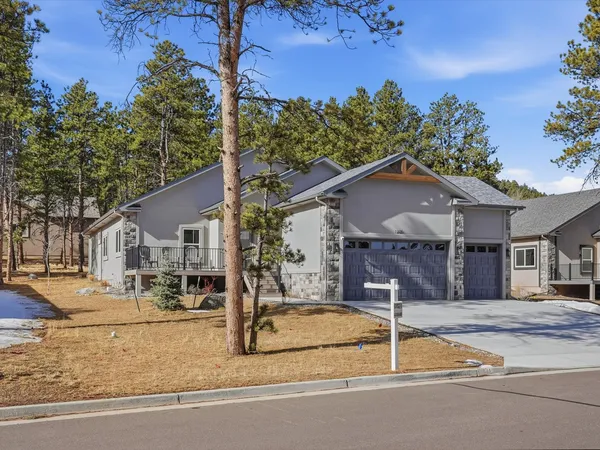 $750,000 | 1305 Stone Ridge Drive, Woodland Park, CO 80863