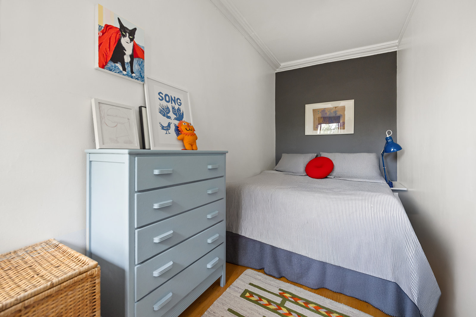 33 Park Place Brooklyn, NY 11217 - Photo 15 of 18 a bedroom with a bed and cabinets