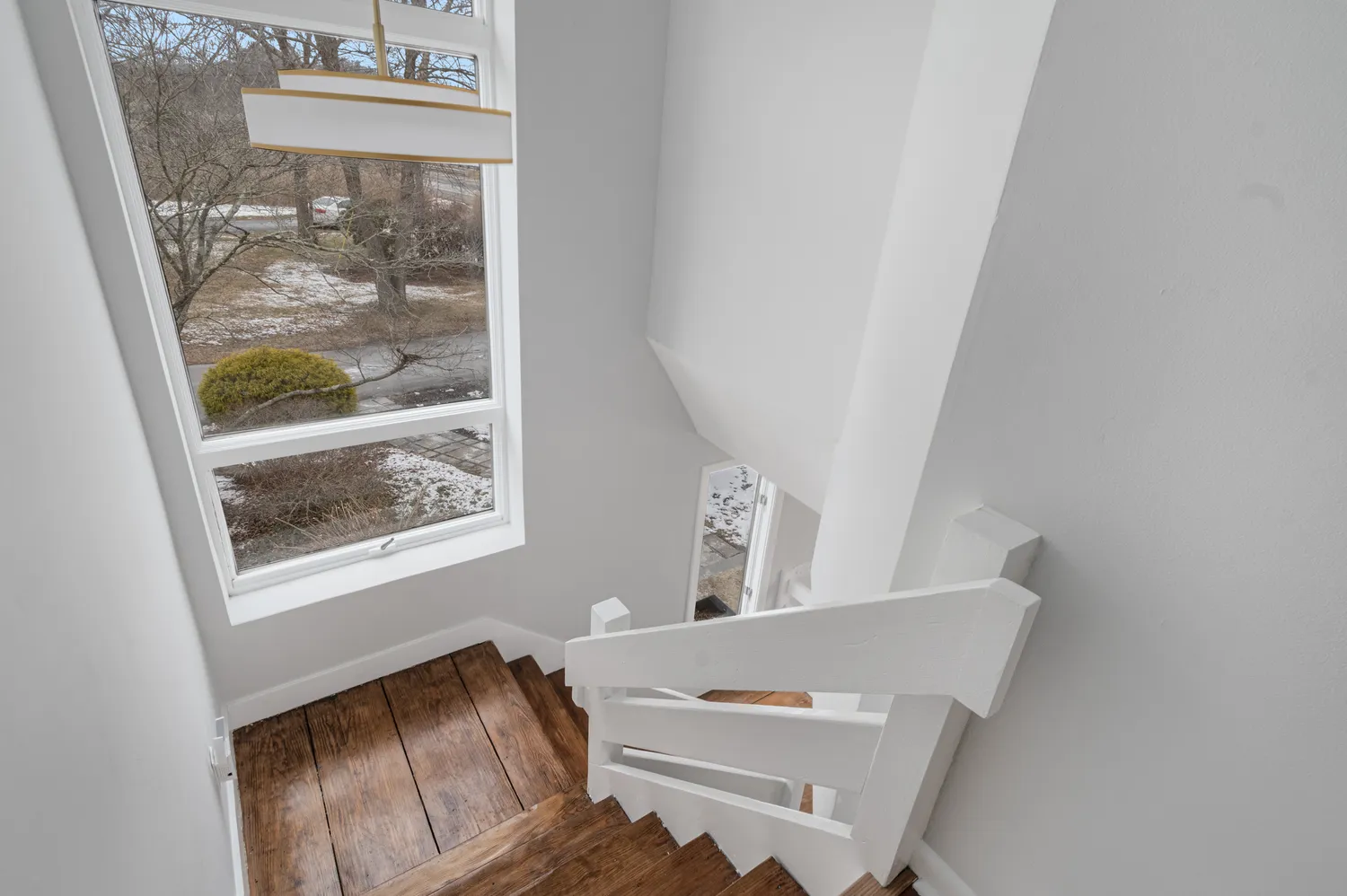 $639,000 | 1705 Wampanoag Trail, Barrington, RI 02806