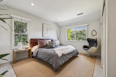 Contact Agent | 17140 Keaton Avenue, Sonoma, CA 95476