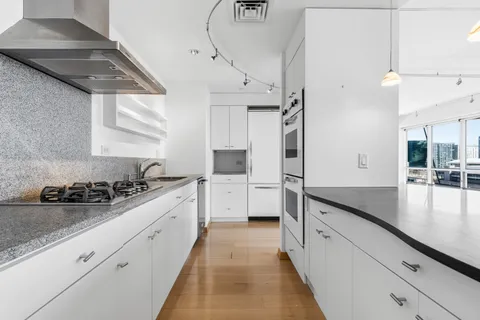 $1,799,000 | 25 Channel Center Street, Unit 1102, Boston, MA 02210