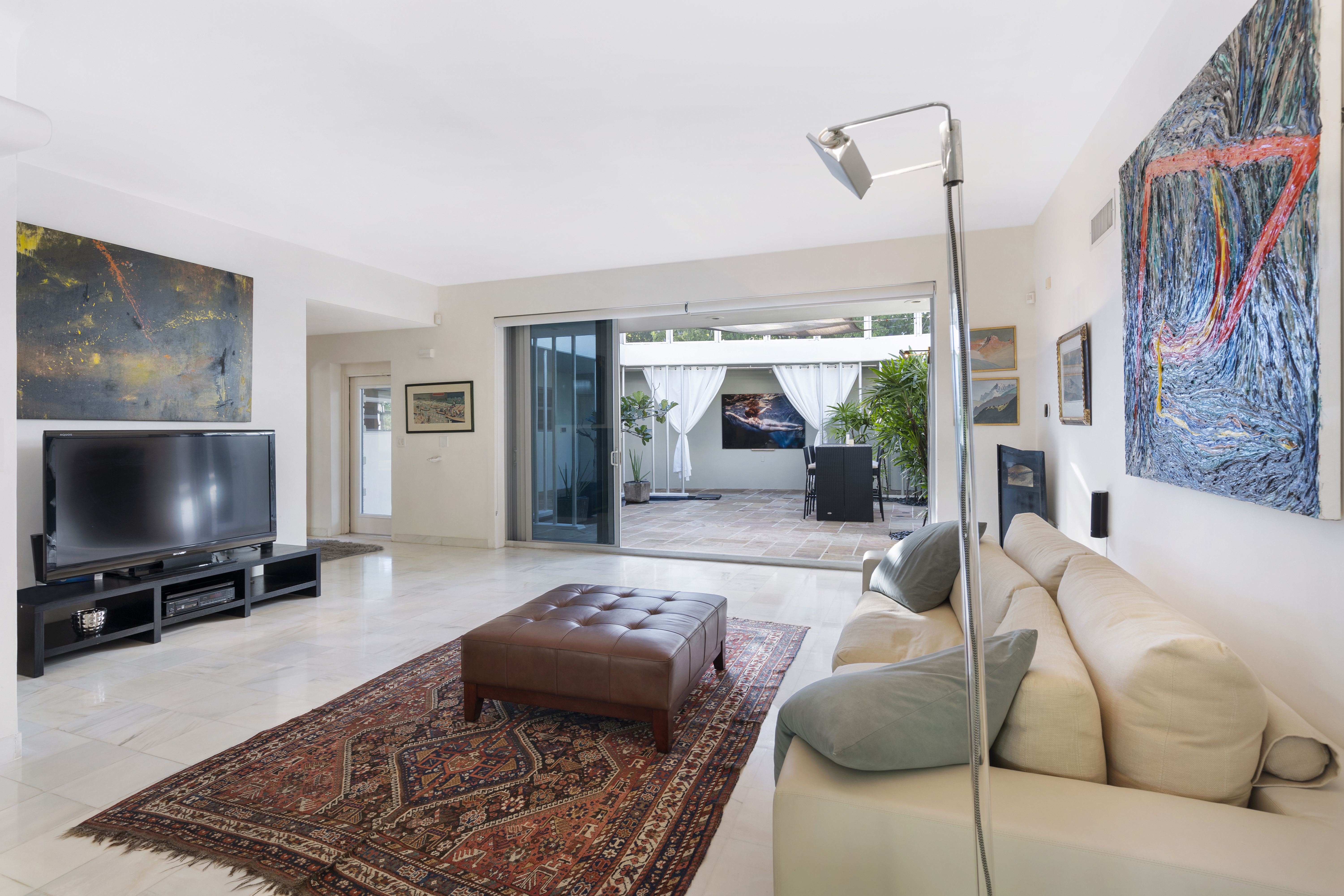 2545 Flamingo Place Miami Beach, FL 33140 - Photo 14 of 23