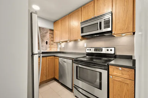 $484,900 | 311 4th Street Southeast, Unit 6, Washington, DC 20003