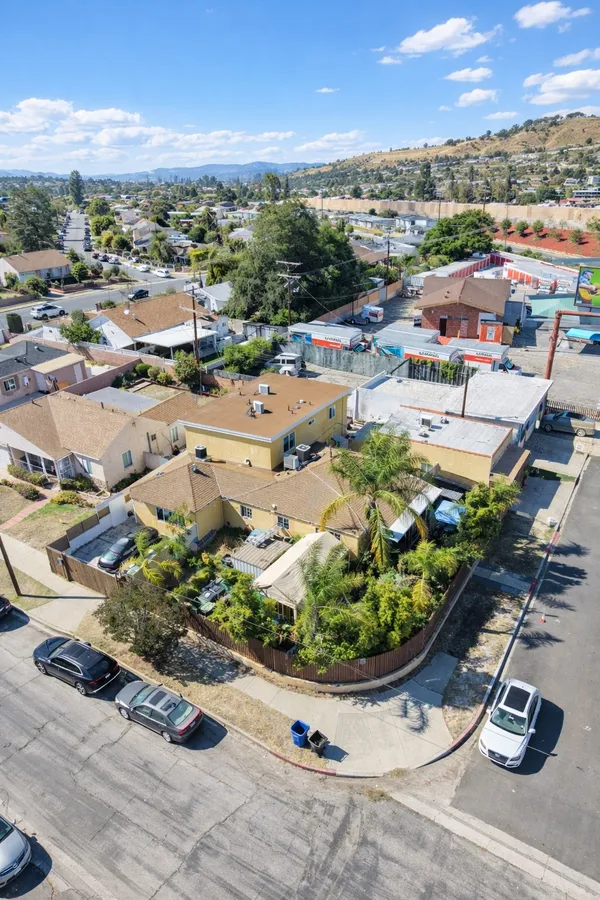 $1,450,000 | 7703 North Hollywood Way, Burbank, CA 91505