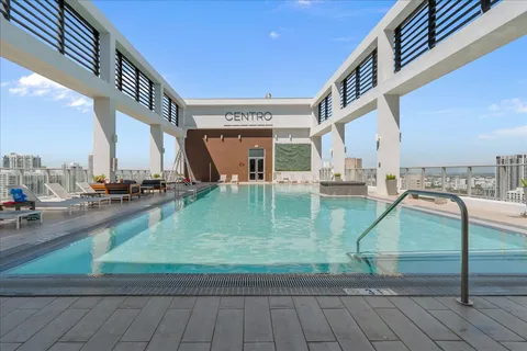 $330,000 | 151 Southeast 1st Street, Unit 3107, Miami, FL 33131