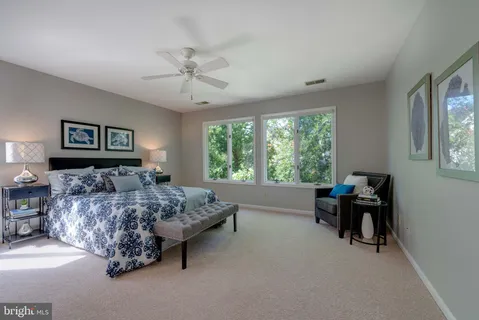 $5,200 | 4710 Old Dominion Drive, Arlington, VA 22207