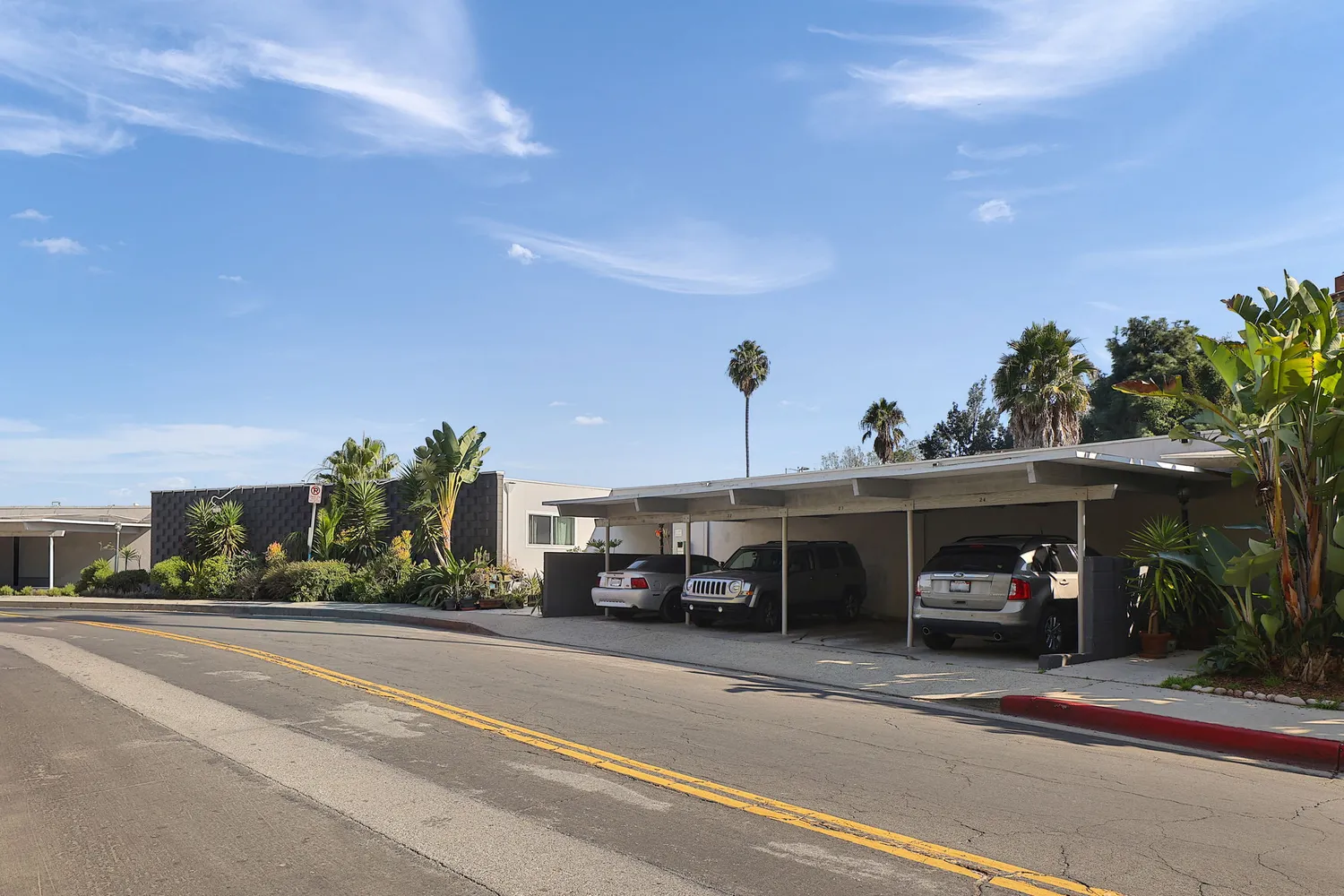$299,000 | 4431 Don Ricardo Drive, Unit 23, Baldwin Hills, CA 90008