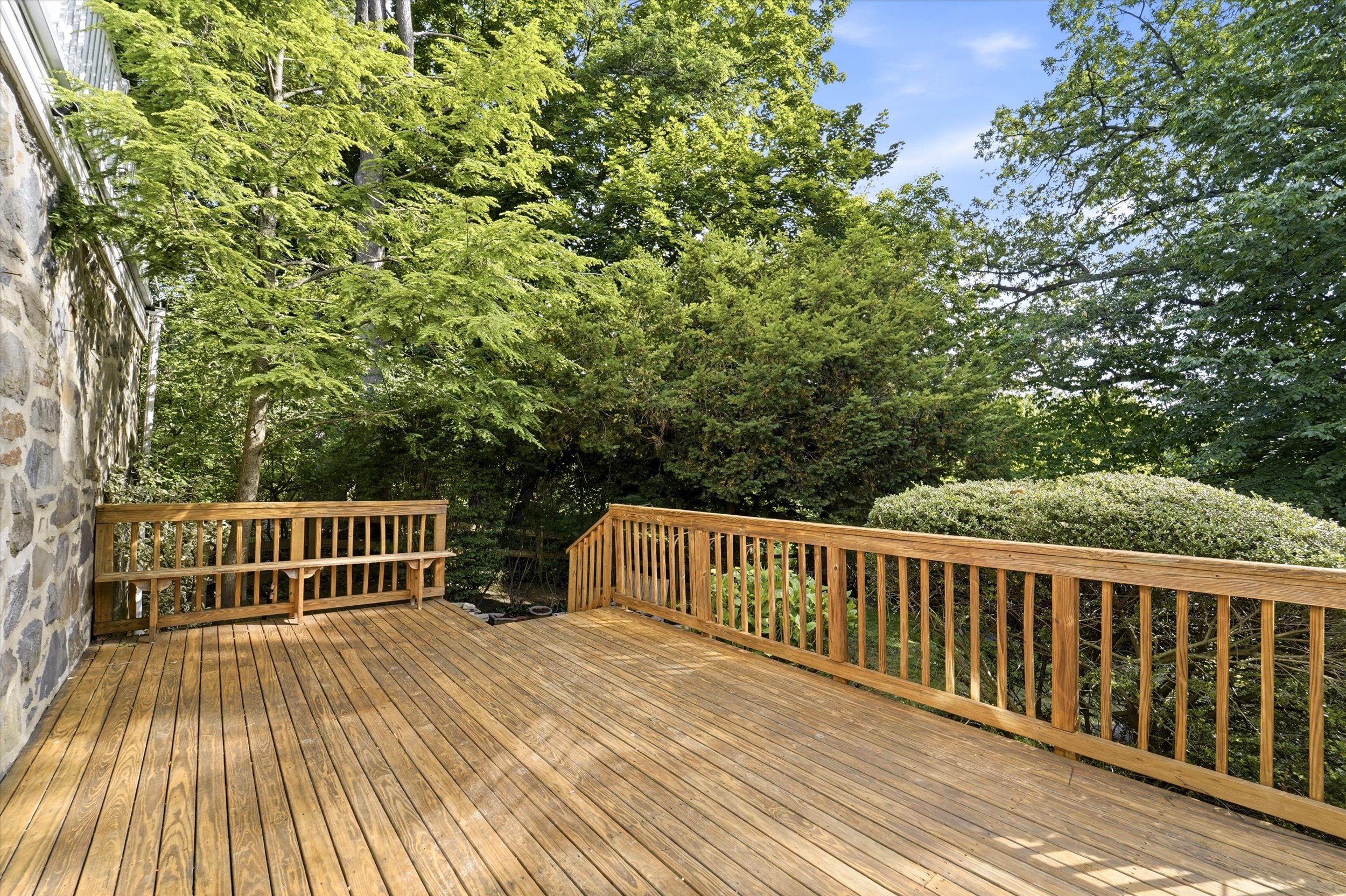 570 Strathmore Road Havertown, PA 19083 - Photo 30 of 33