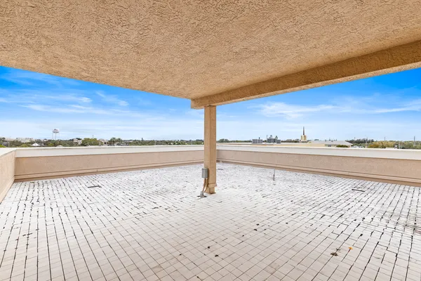 $4,000 | 47 Southwest Osceola Street, Unit UN206, Stuart, FL 34994