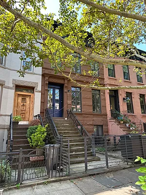 752 Jefferson Avenue, Unit GARDEN Brooklyn, NY 11221 - Photo 7 of 8 front view of a house