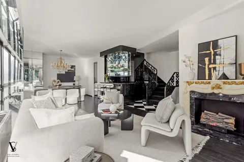 $1,699,000 | 415 East 54th Street, Unit 6D | Sutton Place