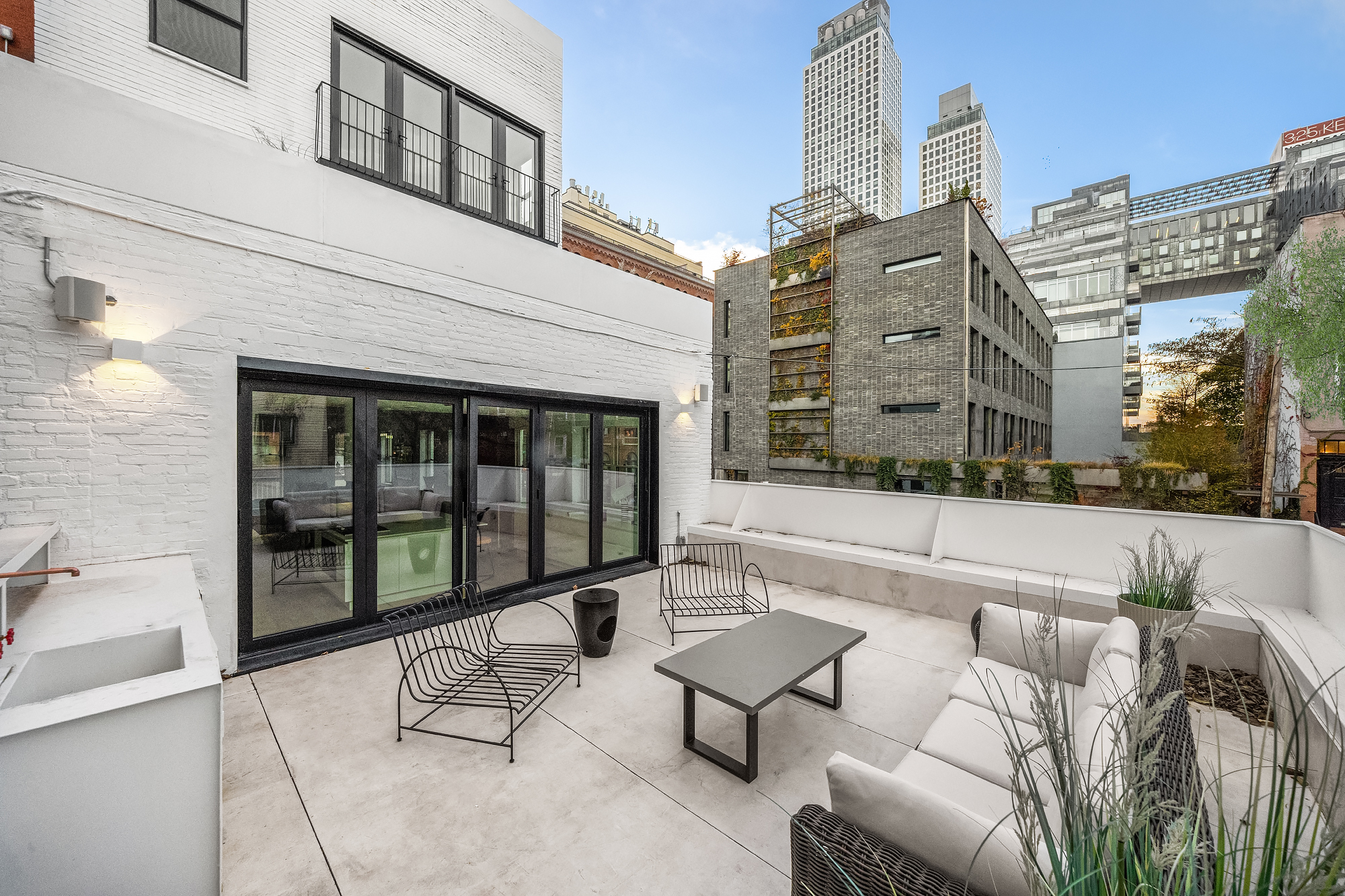 61 South 4th Street Brooklyn, NY 11249 - Photo 5 of 29 a building outdoor space with patio furniture