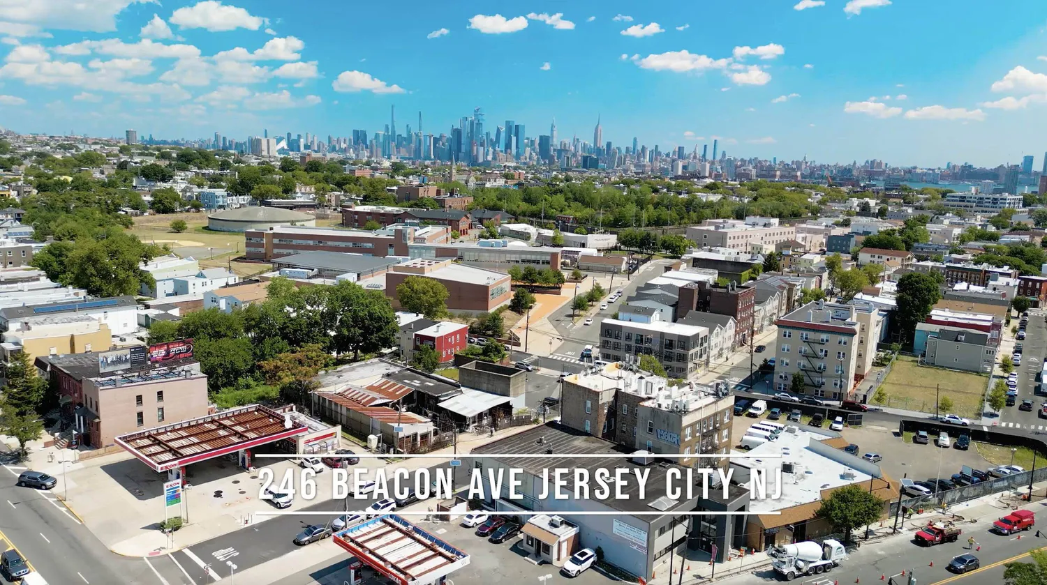 a city view with lots of residential buildings