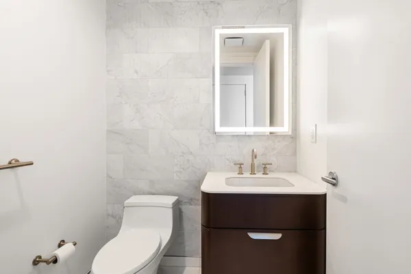 $650,000 | 320 Adolphus Avenue, Unit PH2, Cliffside Park, NJ 07010