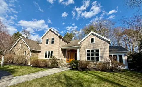 Contact Agent | 440 King Street, Cohasset, MA 02025