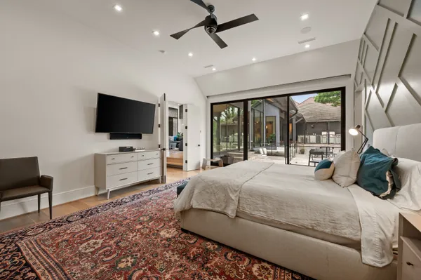 $2,600,000 | 3907 Fox Glen Drive, Irving, TX 75062