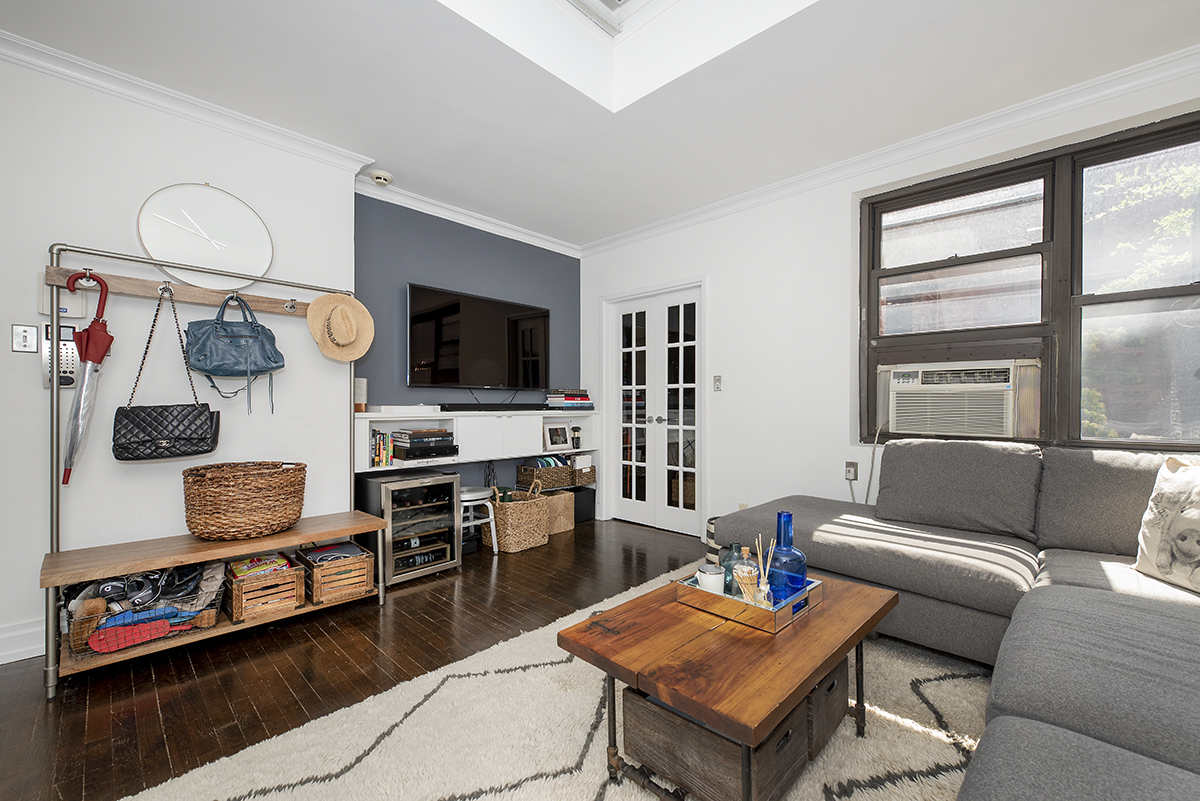 82 Irving Place, Unit 6B Manhattan, NY 10003 - Photo 2 of 6