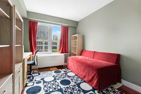 $1,400,000 | 44-27 Purves Street, Unit 8A | Long Island City