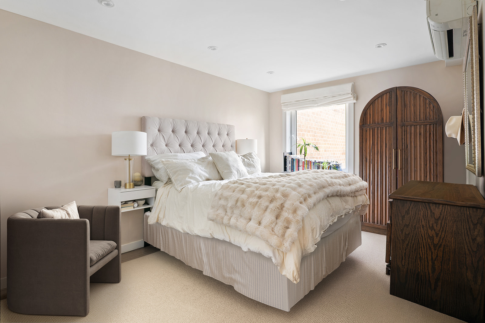 712 Washington Street, Unit 2A Manhattan, NY 10014 - Photo 6 of 8