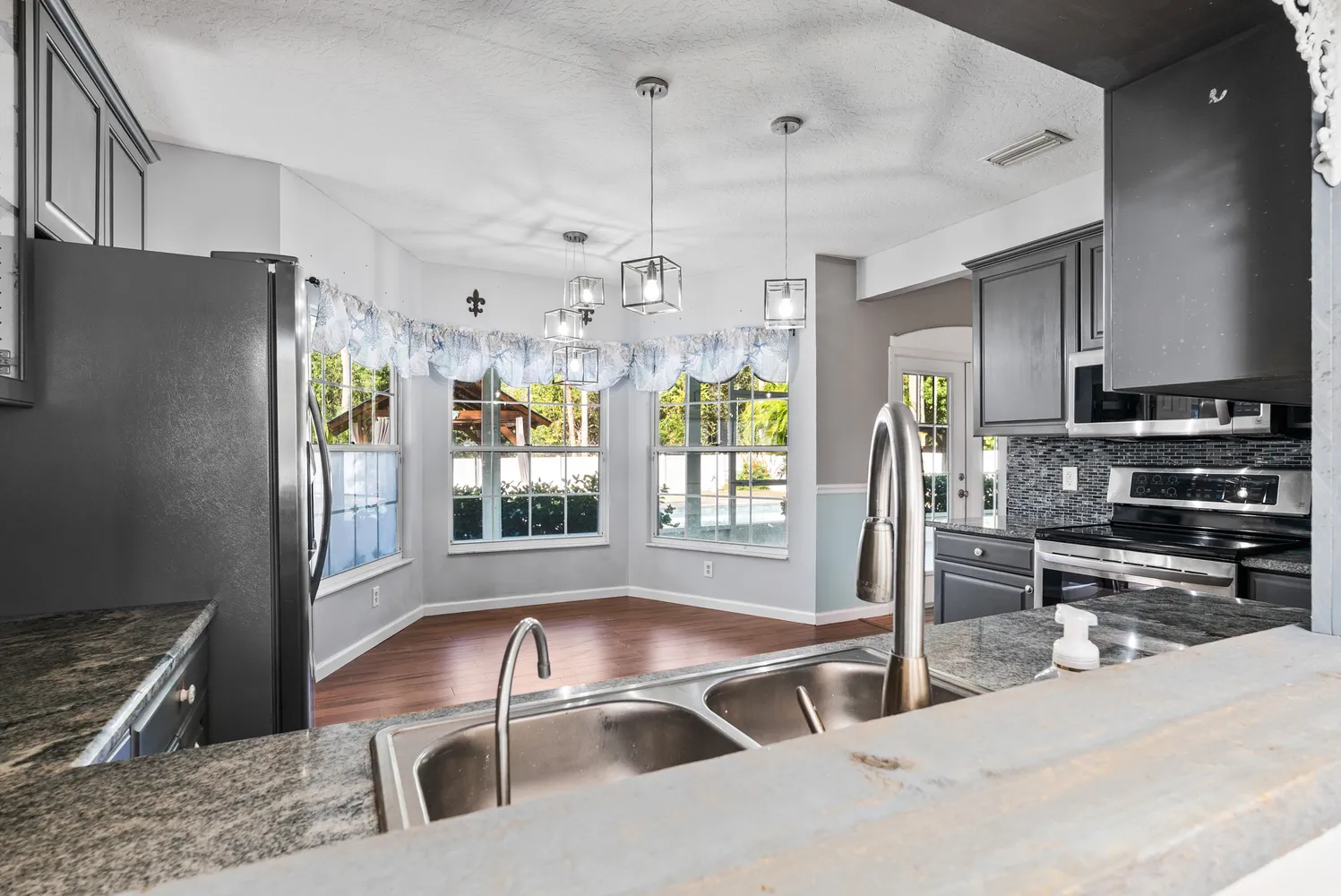 $675,000 | 4853 61st Circle, Vero Beach, FL 32967