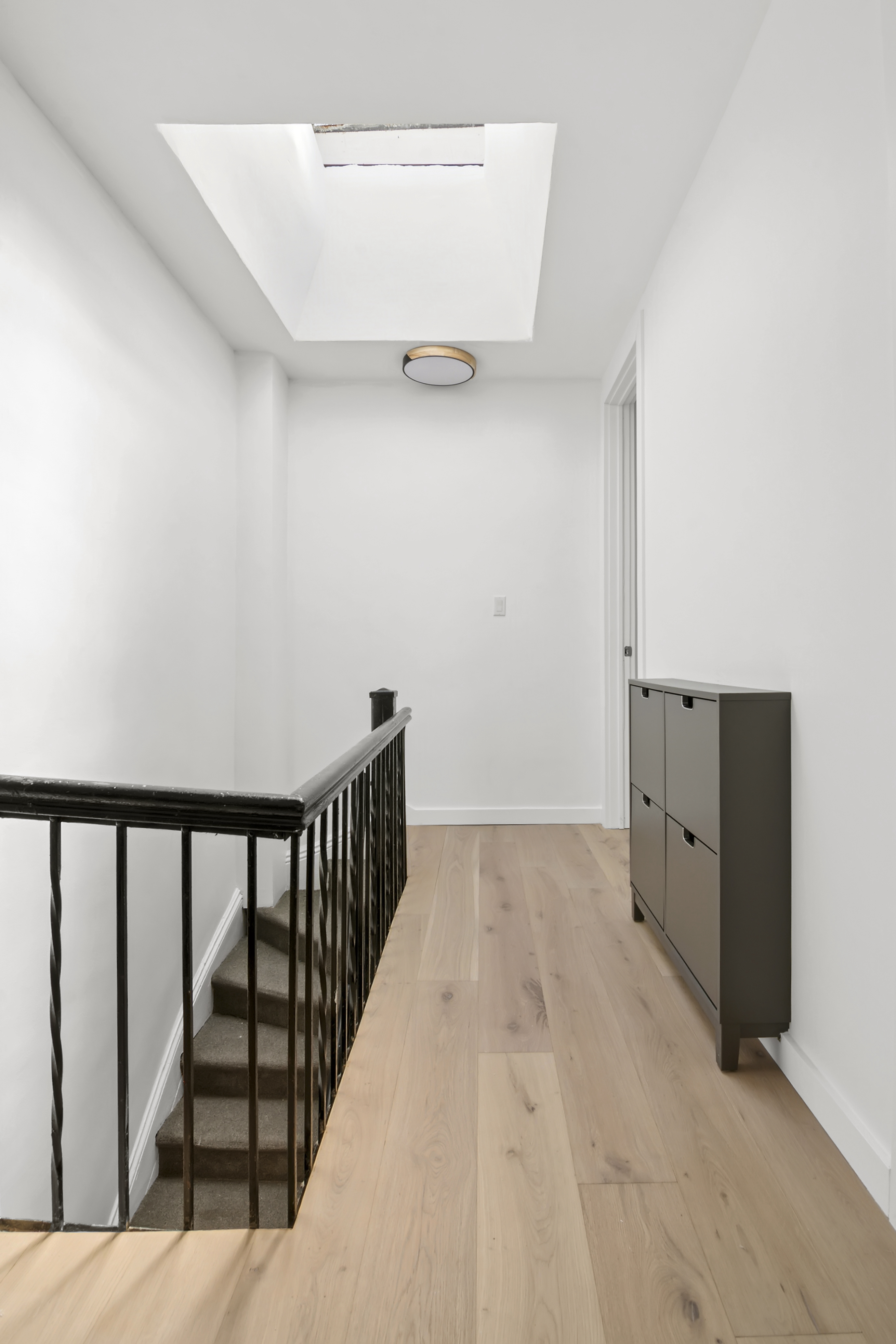 110 Butler Street, Unit 2 Brooklyn, NY 11231 - Photo 4 of 9 a view of a hallway with closet