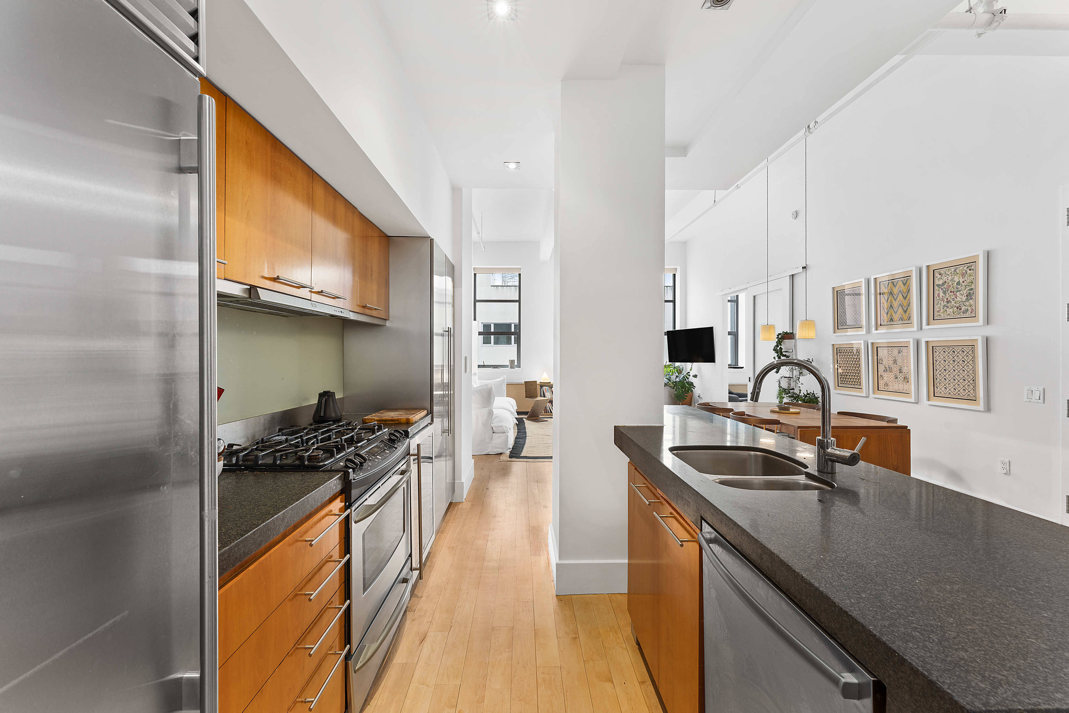 55 Berry Street, Unit 5G Brooklyn, NY 11249 - Photo 3 of 9