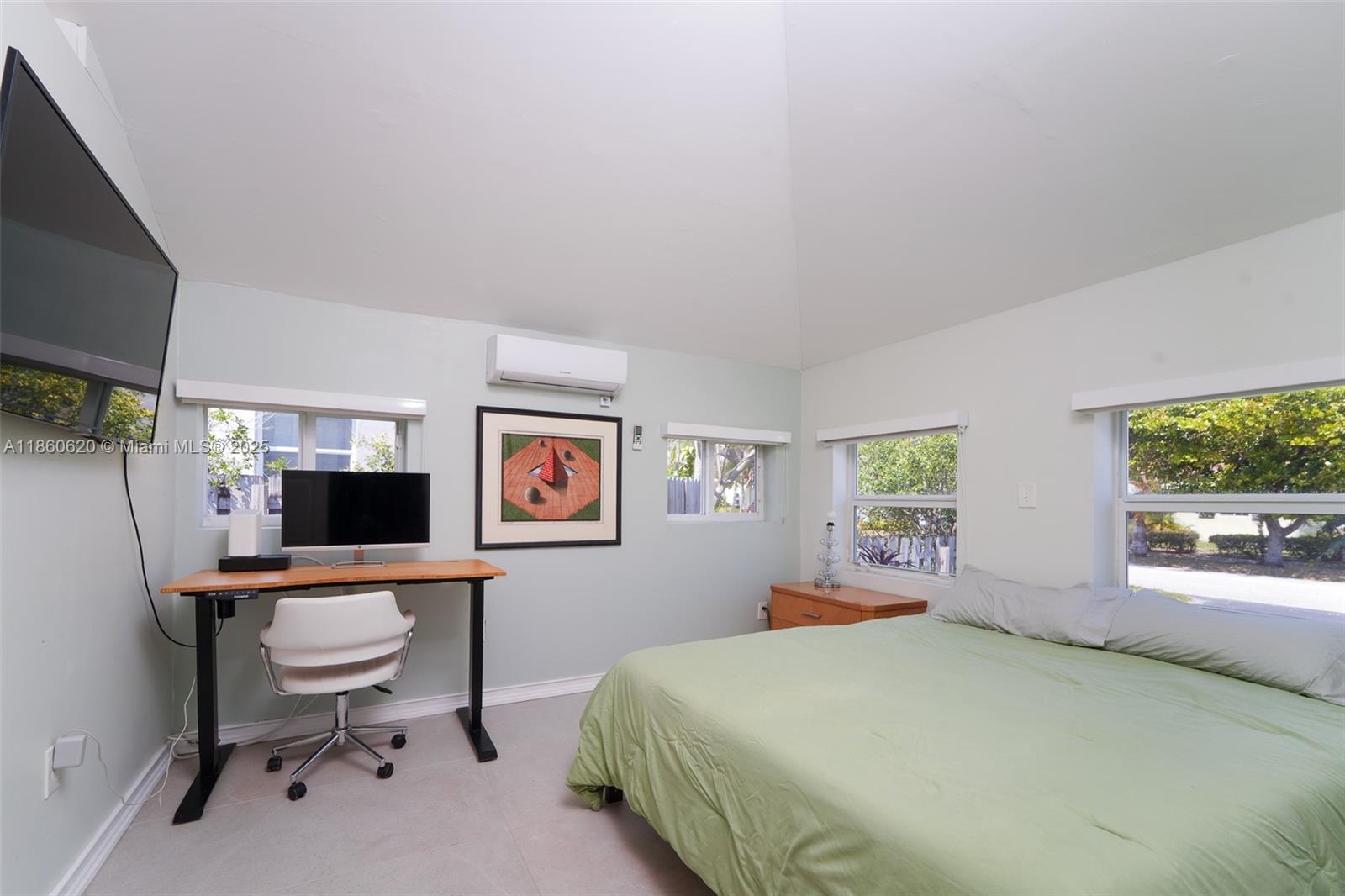 1504 Funston Street Hollywood, FL 33020 - Photo 8 of 26