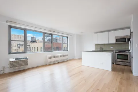 $649,900 | 100 West 93rd Street, Unit 10D | Upper West Side