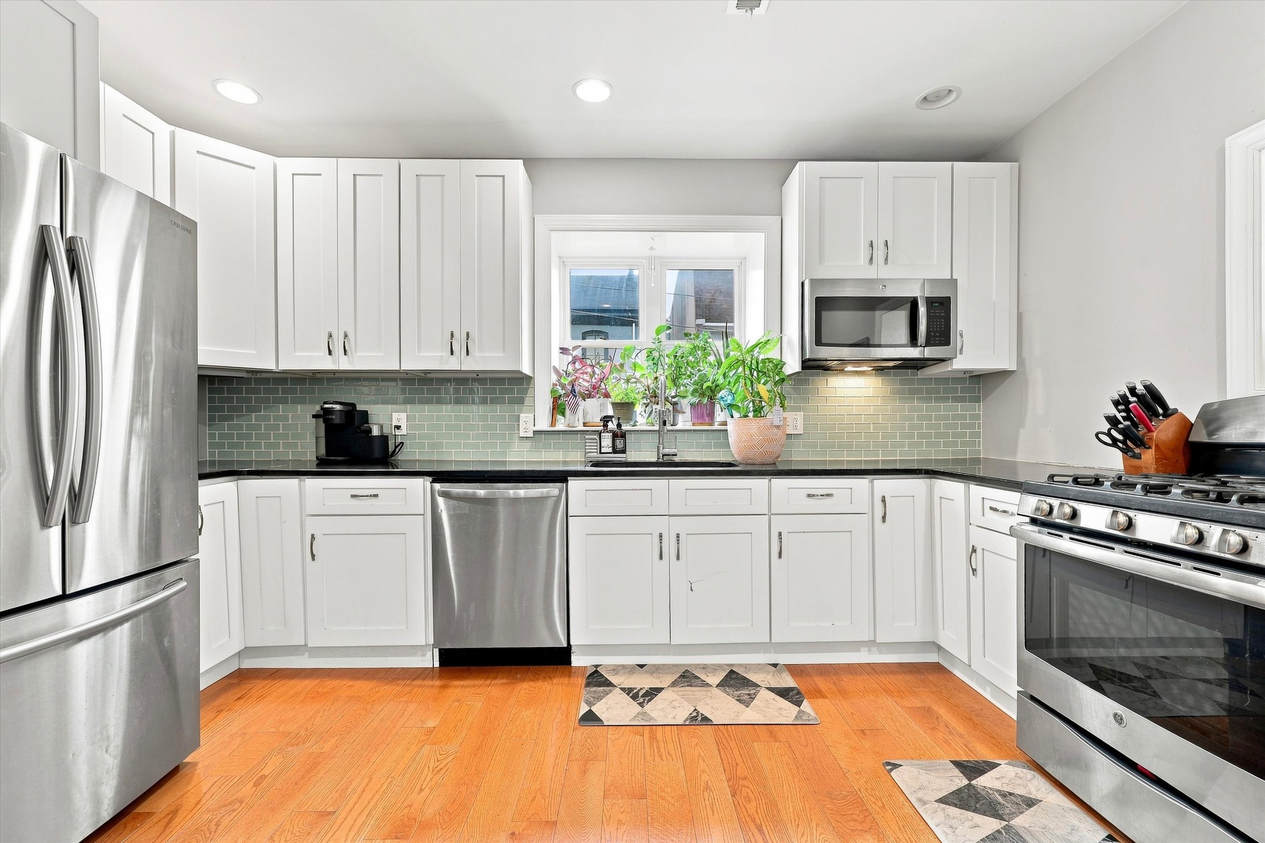 412 Leverington Avenue Philadelphia, PA 19128 - Photo 4 of 15 Gallery Image 4