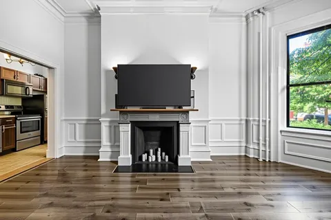 $624,500 | 364 Marlborough Street, Unit 1, Boston, MA 02115