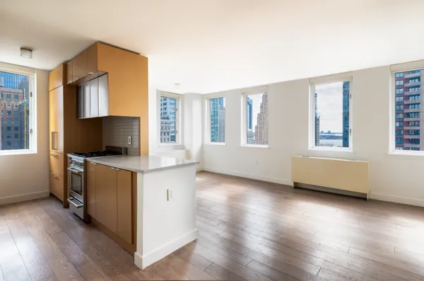 $7,750 | 225 Rector Place, Unit 19C | Battery Park City