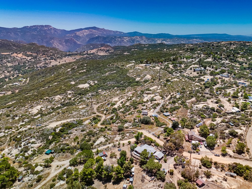21038 Fog Ridge Alpine, CA 91901 - Photo 23 of 23