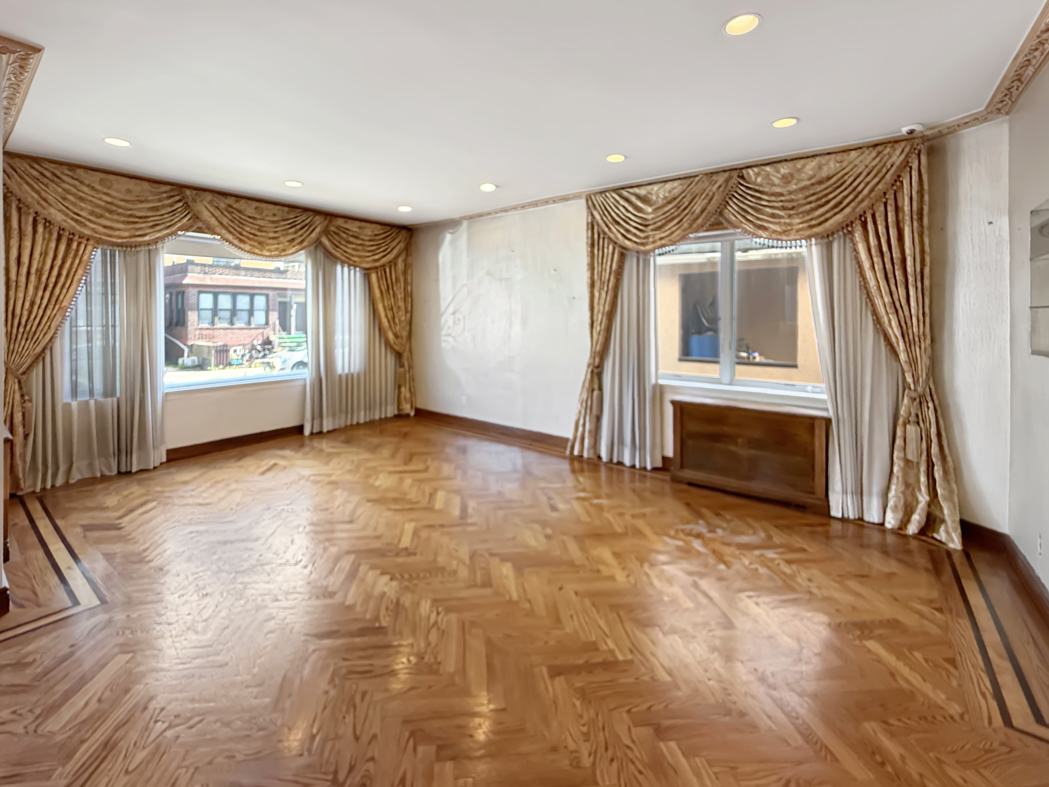 3731 Maple Avenue Brooklyn, NY 11224 - Photo 6 of 26