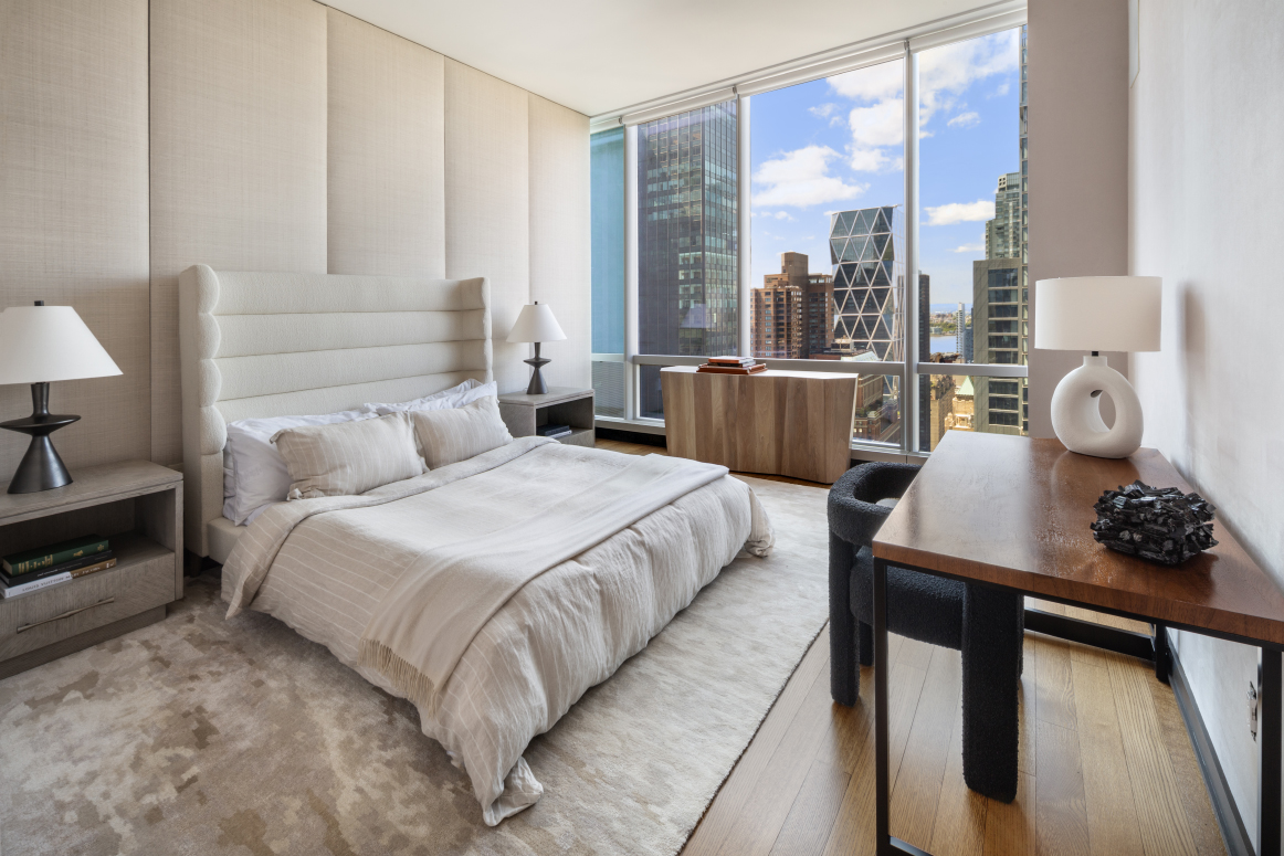 157 West 57th Street, Unit 41A Manhattan, NY 10019 - Photo 10 of 14