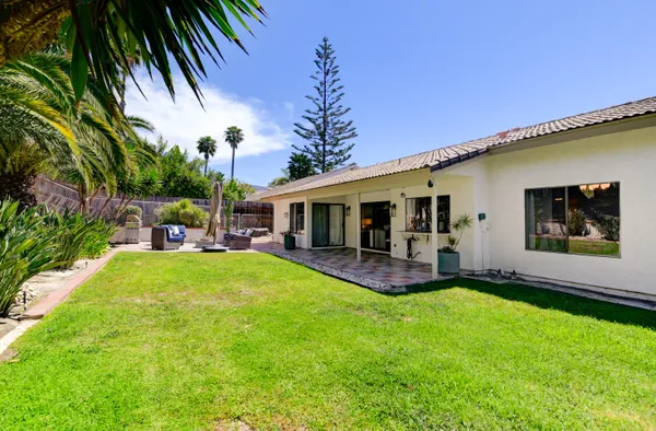 $1,350,000 | 3408 Viewpoint Way, Oceanside, CA 92056