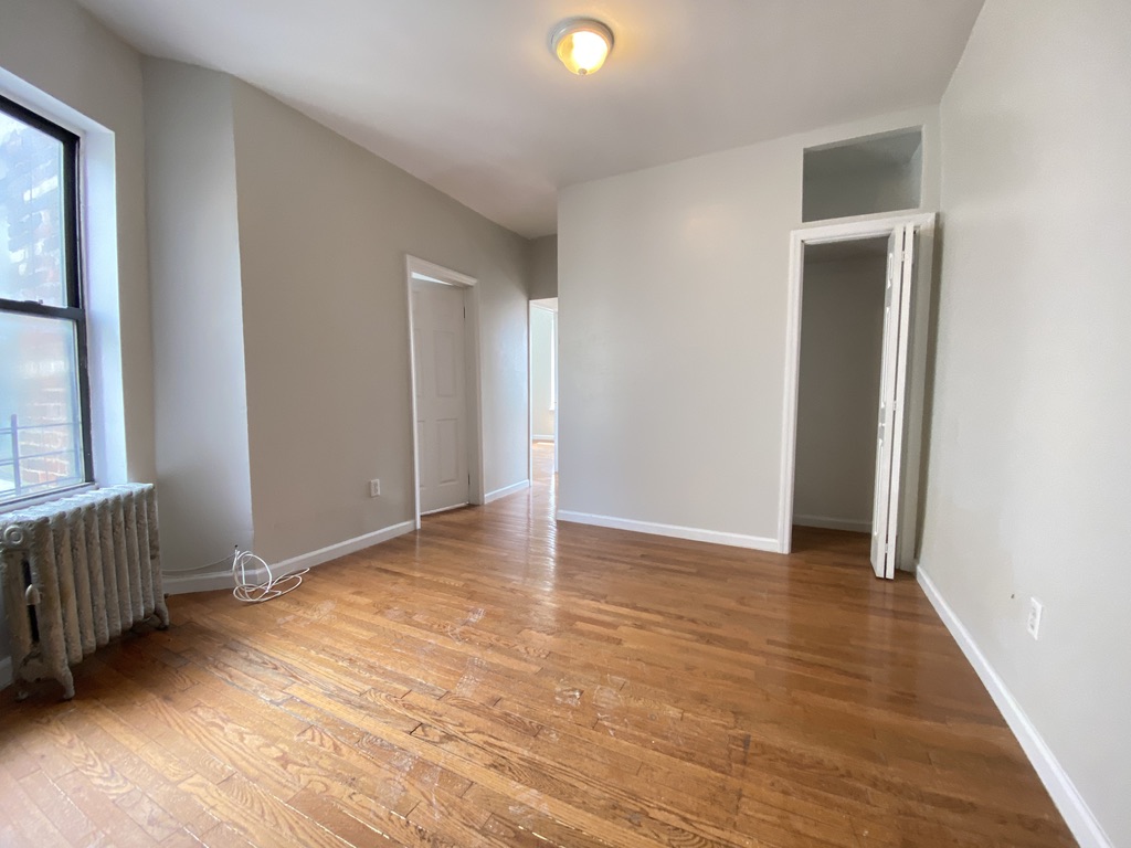 539 West 156th Street, Unit 20 Manhattan, NY 10032 - Photo 3 of 9