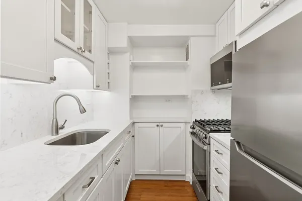 $5,250 | 101 West 12th Street, Unit 14X | West Village