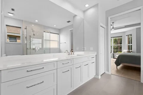$995,000 | 1717 Winding Oaks Way, Naples, FL 34109