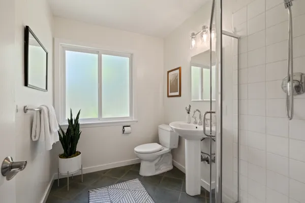 $1,695,000 | 8 Westwood Court, Orinda, CA 94563