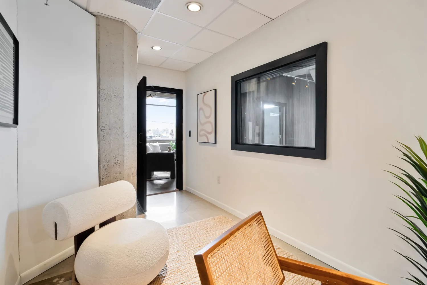 $928,000 | 825 East 4th Street, Unit 310, Los Angeles, CA 90013